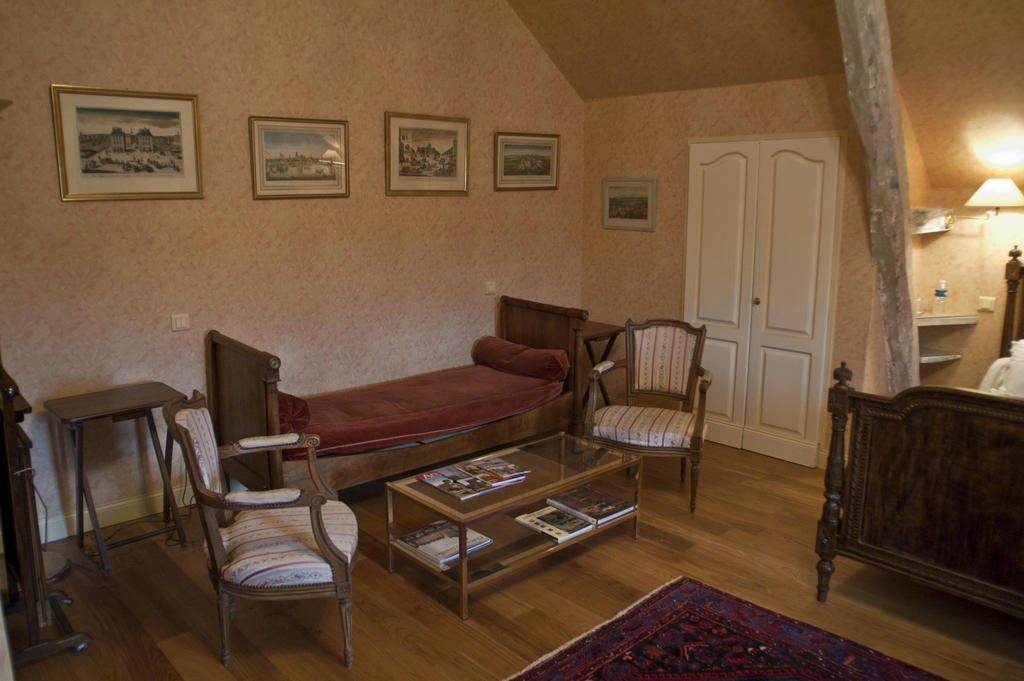 Manoir Du Bois Noblet Acomodação com café da manhã Louerre Quarto foto